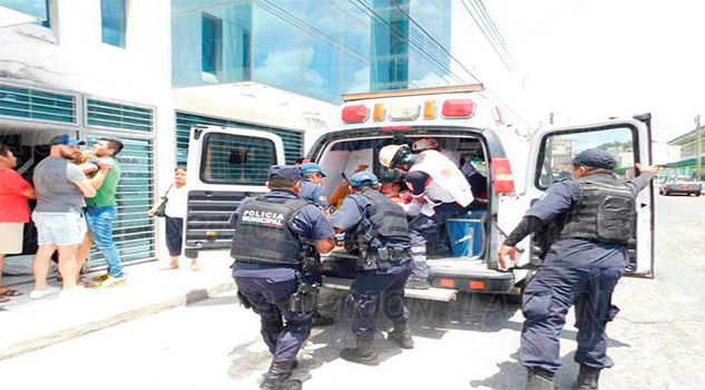 Conocida doctora es apuñalada dentro de su consultorio Conocida doctora es apuñalada dentro de su consultorio