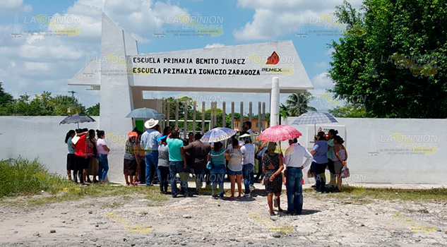 En escuela de Palma Sola exigen destitución de la directora Destitución Directorara Palma Sola Coatzintla