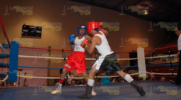 AYUDANDO A UN GUERRERO ¡Se acerca el Festival de los Puños! Festival Puños