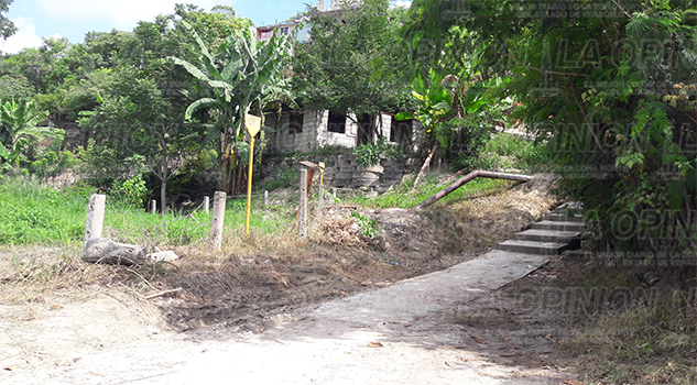 Fincan colonias en predios de PEMEX Fincan colonias en predios de PEMEX