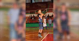 GOLDEN MP SE HACE NOTAR; EMPATA LA SERIE