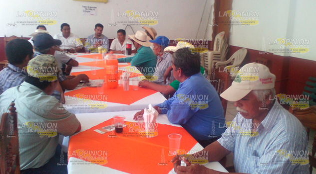 Gestionan mejores vías de comunicación Gestionan Vías Comunicación