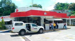 Jornalero muere a bordo de camioneta del INE Jornalero Muere Camioneta INE
