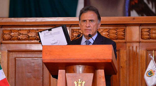 Revés a legisladores que avalaron peleas de gallos, corridas de toros y tauromaquia MAYL Revés Legisladores