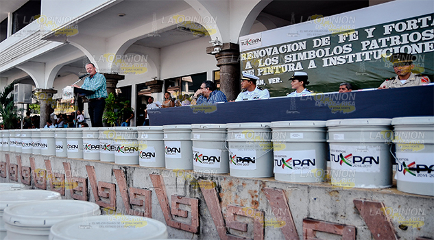 Mantenimiento para 48 escuelas Mantenimiento para 48 escuelas