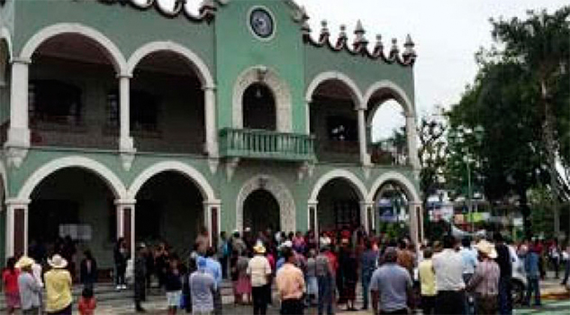 Nada que celebrar en aniversario de Fortín como ciudad: comerciantes Nada que celebrar en aniversario de Fortín como ciudad comerciantes