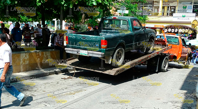 Aplican operativo grúa en la ciudad de Tantoyuca Operativo Grúa Tantoyuca