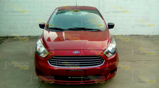 Recupera policía automóvil robado Recupera Policía Automóvil Robado