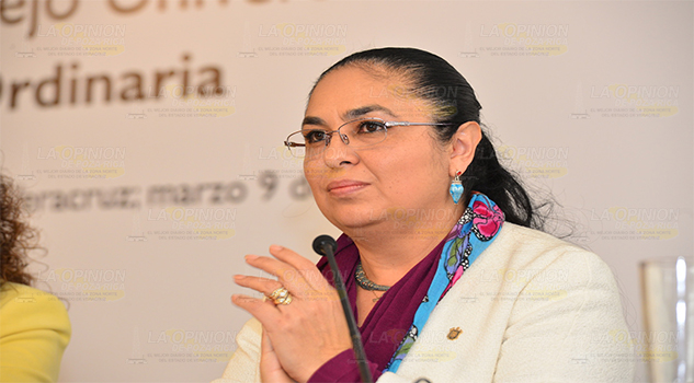 Sara Ladrón repite en rectoría de UV Sara Ladrón repite