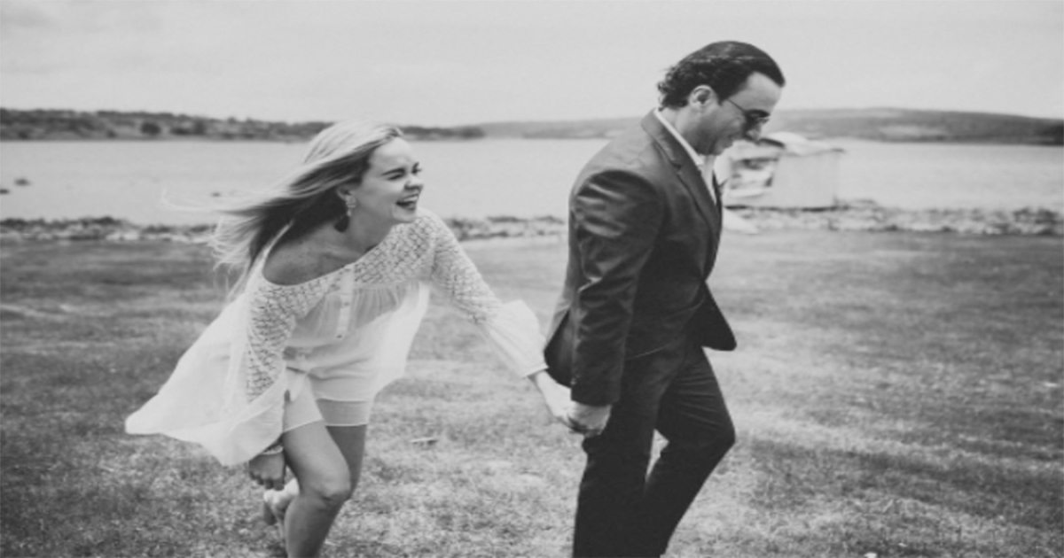 Unen sus lazos Adal Ramones y Karla de la Mora Unen sus lazos Adal Ramones y Karla de la Mora3