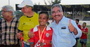 Barrio de Santa Cruz, ¡Campeón del torneo Barrios Infantil la Opinión 2017!