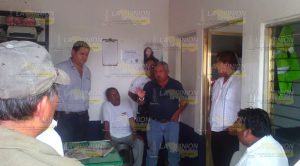 Se resuelve pleito entre taxistas