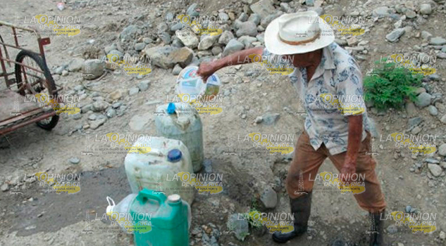 Sufren por falta de agua en Chinampa