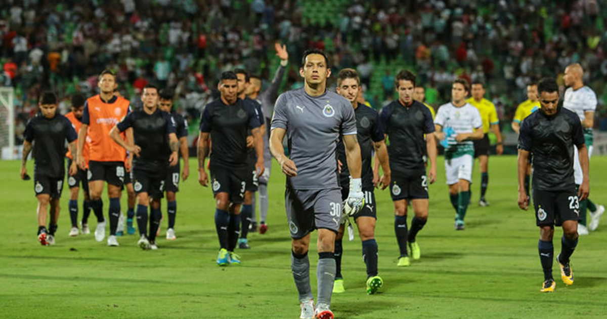 Santos frustró triunfo de Chivas, que sigue sin ganar y en el sótano chivasdecaída
