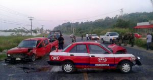 Terrible accidente deja un muerto y un herido en Poza Rica