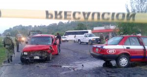 Terrible accidente deja un muerto y un herido en Poza Rica