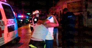 Ejecutan a taxista mientras esperaba el cambio de luz