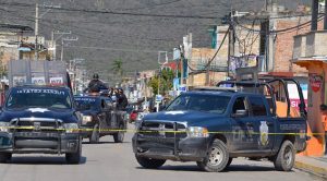 Emboscada a policías deja 3 heridos