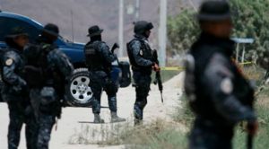 Hallan una fosa con 300 restos óseos