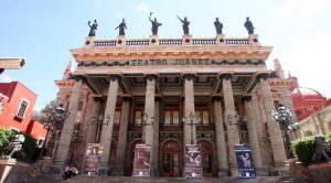 A pie por Guanajuato