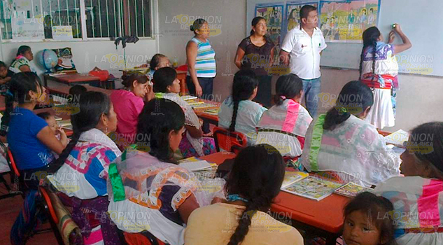 Alfabetizan en lengua materna lenaguamaterna
