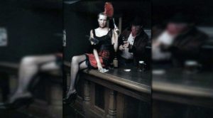 Estas maestras daban ‘clases’ a alumnos… pero en la intimidad