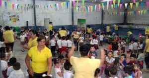 Jardín de niños toman clases en la biblioteca municipal roximadamente 200 alumnos del jardín de