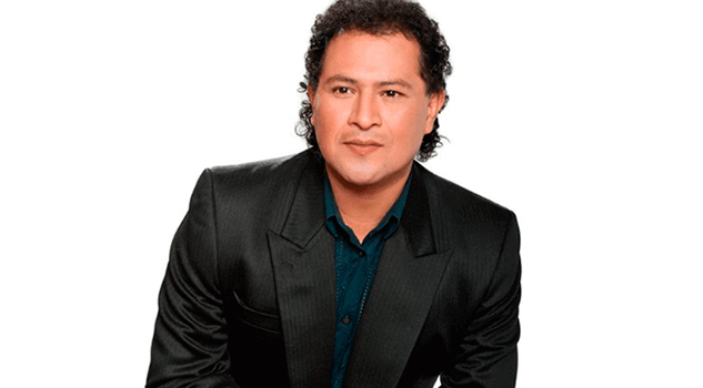 Tenor mexicano canta en lenguas indígenas en Alemania