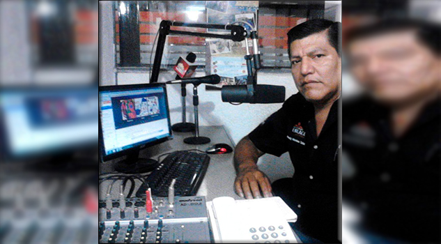 ¡Acuchillan a comunicador! ¡Acuchillan a comunicador!