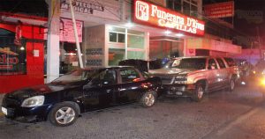 ¡Chocó contra una carroza!