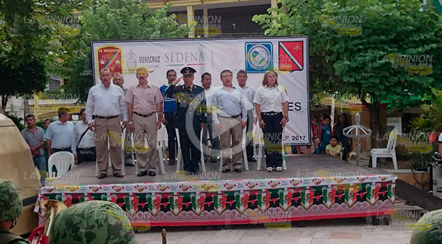 Dan inicio a las actividades del mes patrio Inicio Actividades Mes Patrio