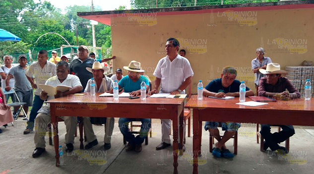 Alcalde pone en venta cementerio Alcalde pone en venta cementerio