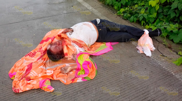 Aparece un ejecutado en el boulevard al Tajín Aparece Ejecutado Boulevard Tajín