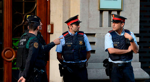 Arrestan a secretario del Gobierno de Cataluña por referéndum independentista Arrestan Secretario Gobierno Cataluña