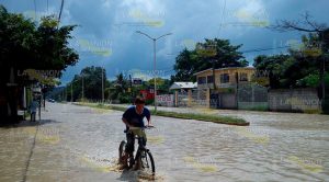 Arroyo del Ídolo se desbordó Arroyo Ídolo Desbordó