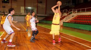 CAVS Y PETROLEROS VENCEN; Liga Municipal de Basquetbol PR