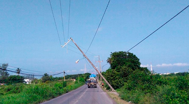 CFE trabaja para restablecer energía eléctrica en colonias de Veracruz CFE Trabaja Restablecer Energía colonia Veracruz