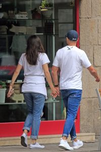 Primeras fotos de Chicharito y Andrea Duro como pareja oficial Chicarito y Andrea Duro