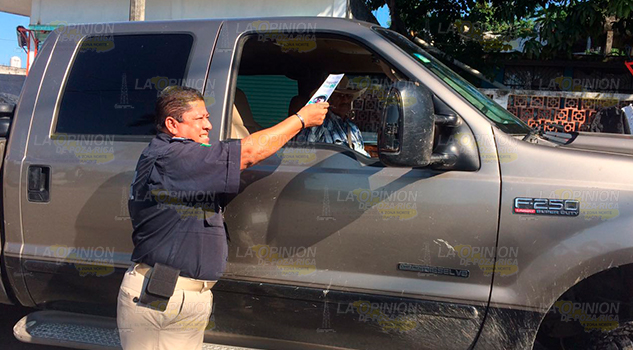 Choferes deben usar el cinturón de seguridad Choferes deben usar el cinturón de seguridad