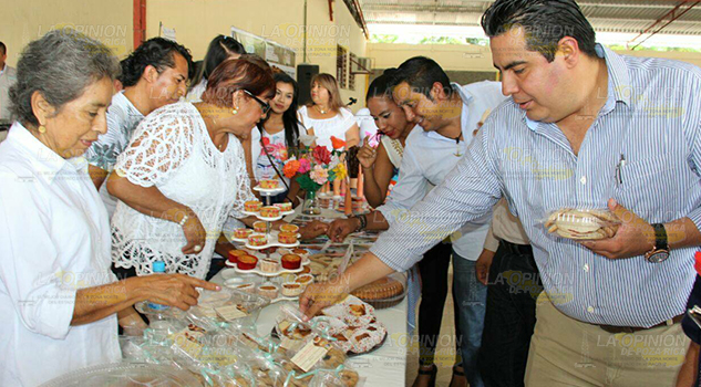 Familias más productivas en Álamo Familias más productivas en Álamo