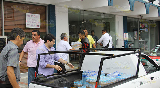 Fluye ayuda a damnificados Fluye ayuda a damnificados