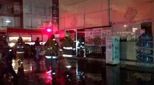 ¡Incendio en el centro comercial Punto Plaza! Incendio Centro Comercial Punto Plaza Poza Rica