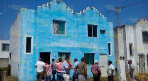Se rebelan dueños de viviendas invadidas Dueños Fraccionamiento Rebelan Viviendas Invadidas
