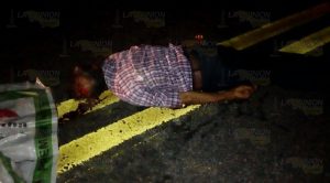 Auto fantasma atropella a un agricultor