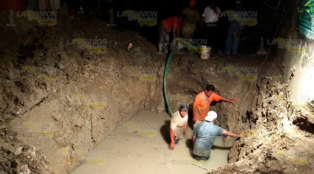 Retrasan suministro de agua Retrasan Suministro Agua