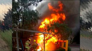 Vídeo: Revienta ducto de Pemex, incendio provoca caos vial en León