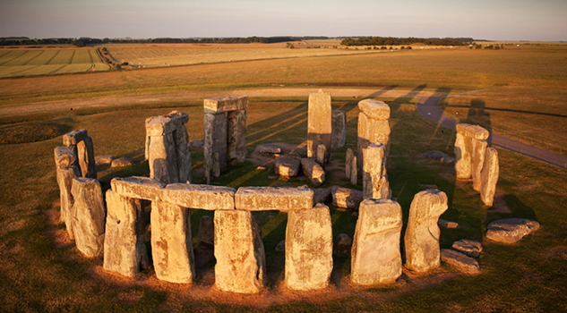 Hallan "casa ecológica" de hace 6 mil años cerca de Stonehenge Stonehenge-for-blog