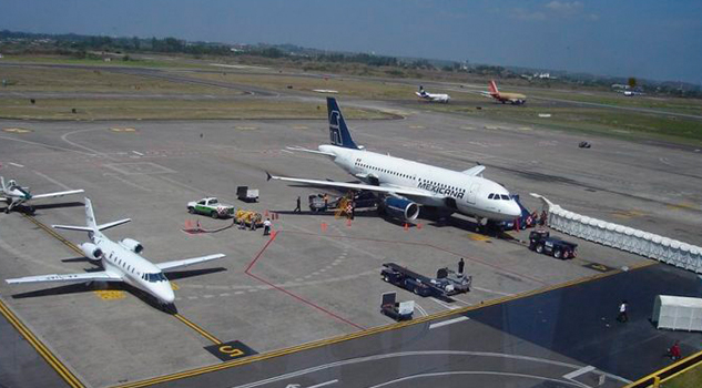Suspenden Interjet y AeroMéxico vuelos Veracruz-CDMX, por sismo Suspenden Interjet y AeroMéxico vuelos Veracruz-CDMX, por sismo