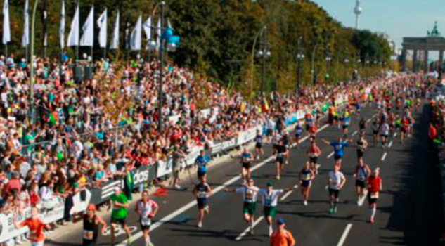 “#Fuerza México”, lema de los corredores nacionales en el Maratón
