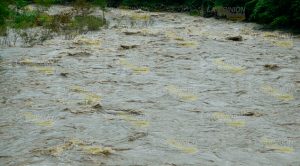 Aumento en cauces de ríos en Tlapacoyan por potencial de lluvias